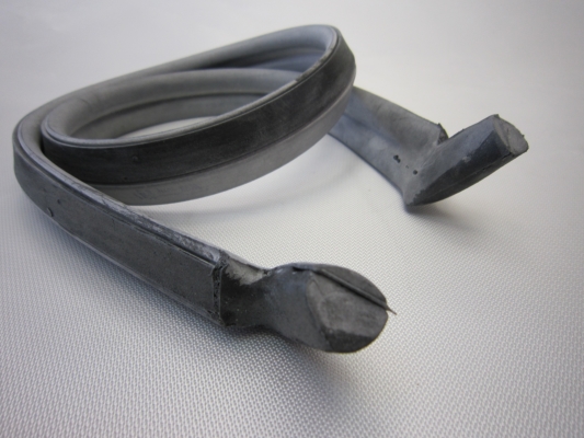 Frontspriegeldichtung 107 SL